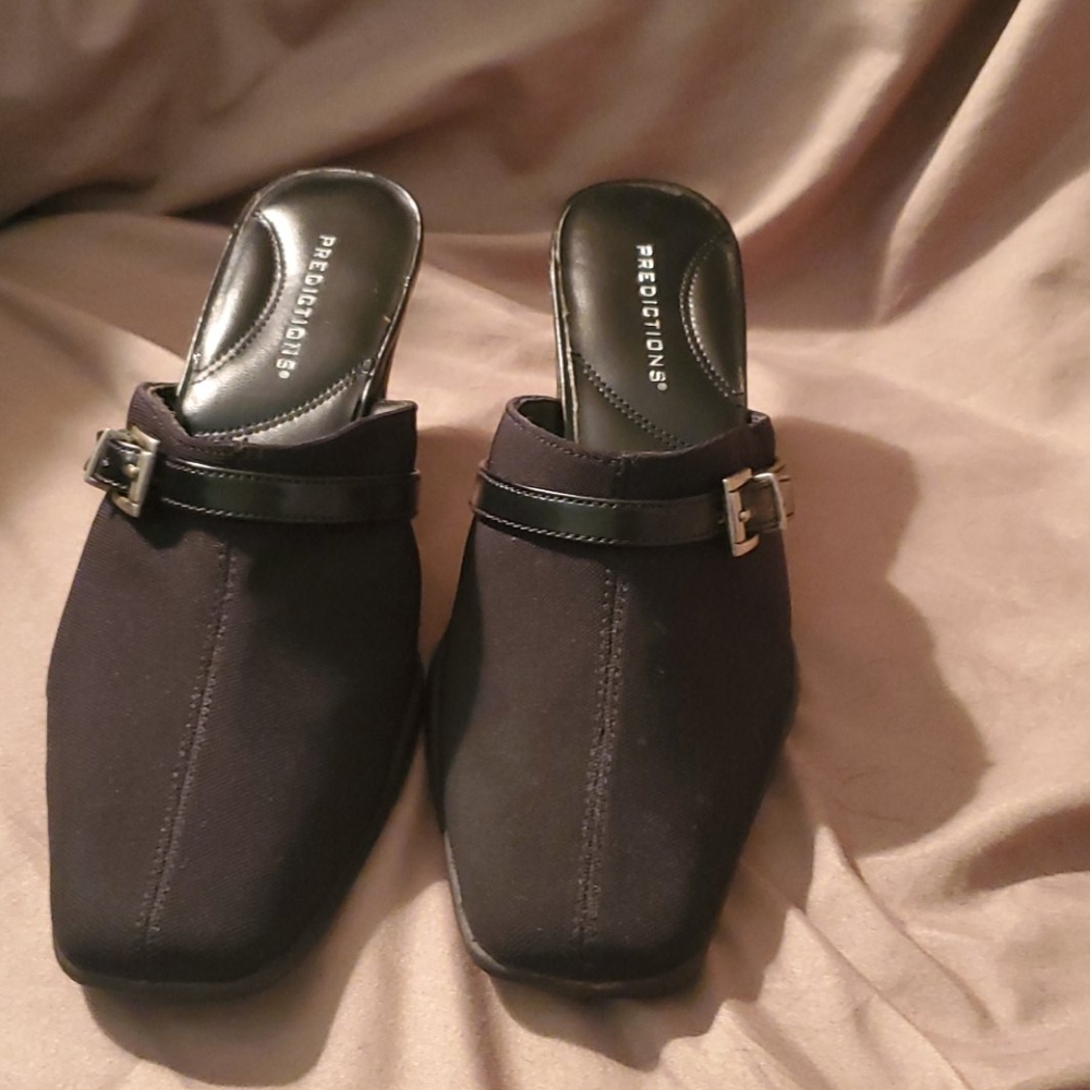 Predictions cloth mules
